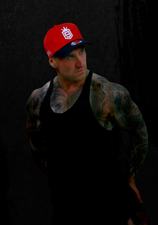 Shred Cartel Elite Series 1 Snapback in Red & black